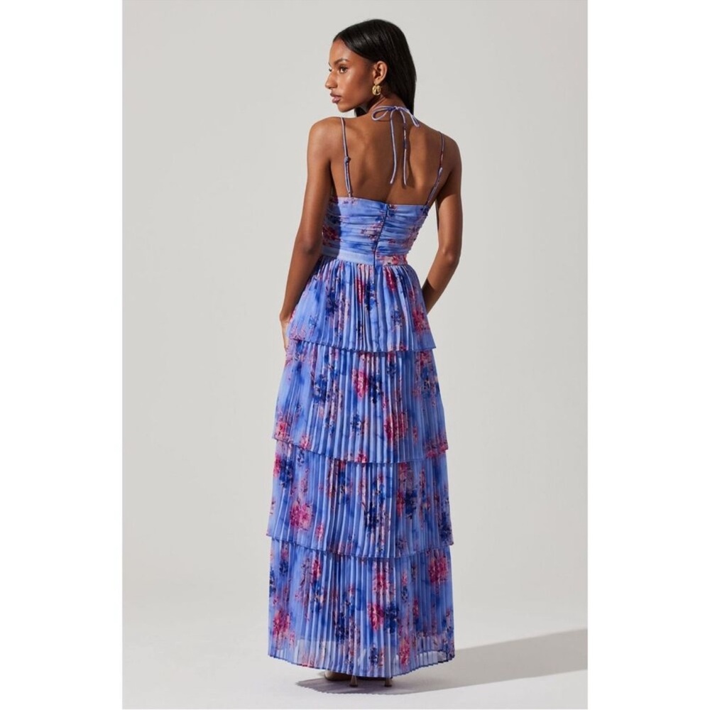 NEW ASTR Daytona Floral Pleated Halter Maxi Dress Periwinkle Size Large - Picture 5 of 11